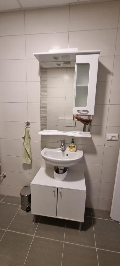 Apartment Svir Deluxe No 8 *