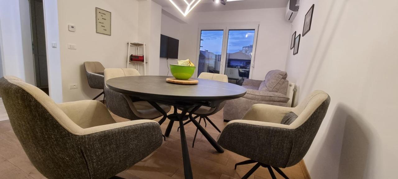 Apartment Svir Deluxe No 8 *